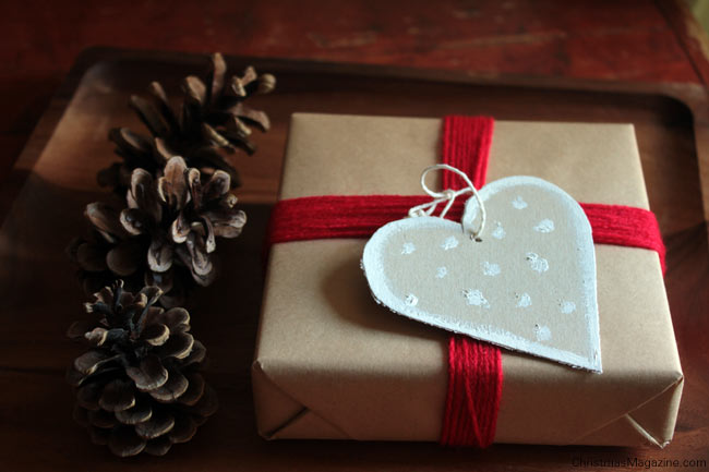 gift wrapping, cardboard heart, wool