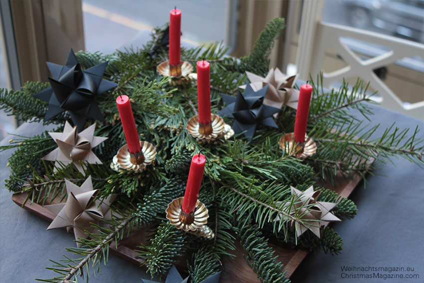 Christmas table arrangement