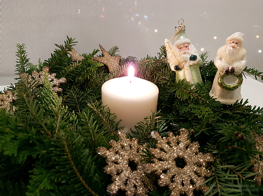 Christmas wreath, silver German glass glitter decorations