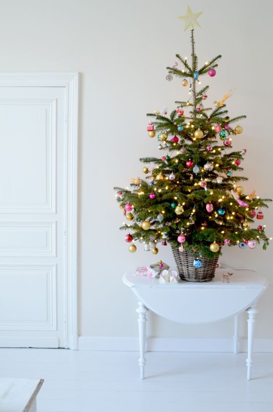 Yvestown Christmas Tree