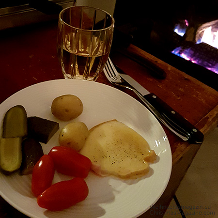 raclette by the fireplace, Christmas countdown, advent activity