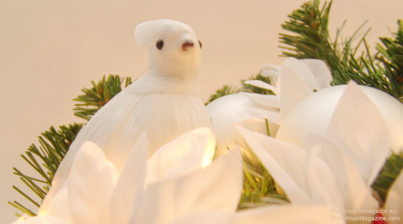 Christmas arrangement, white doves, fairy lights