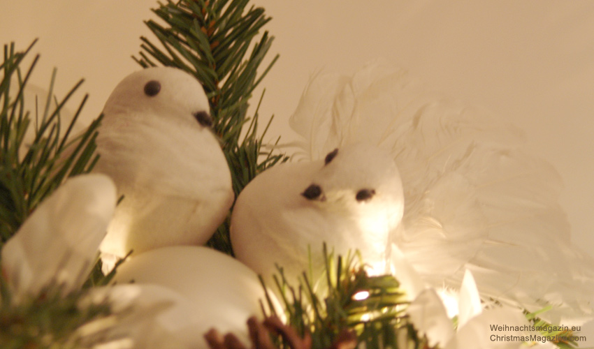 Christmas arrangement, white doves, fairy lights