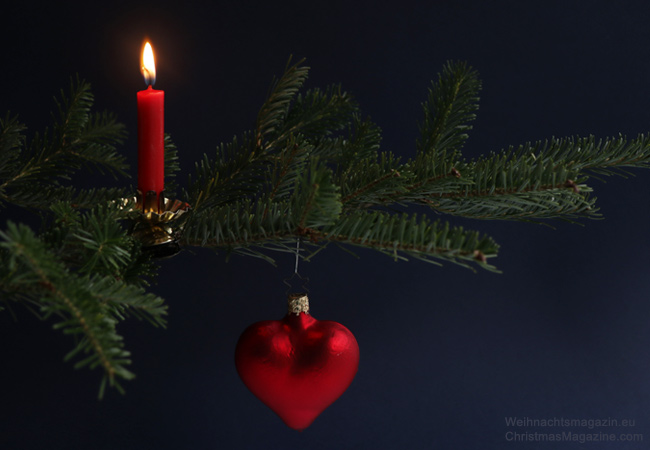 Christmas ornament, glass heart