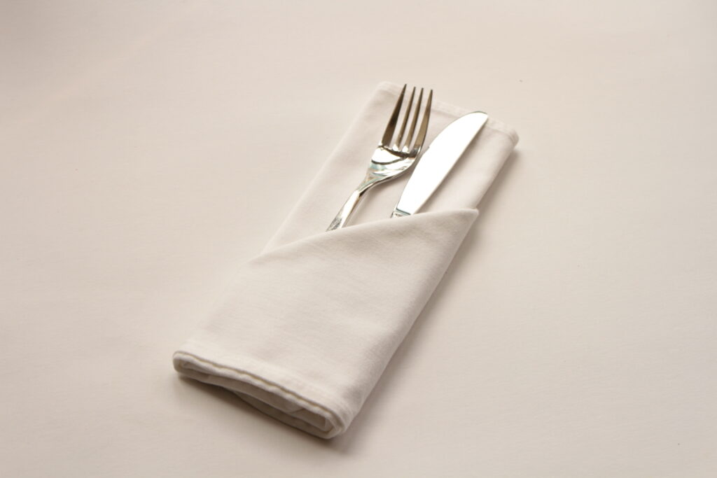 napkin fold, instructions