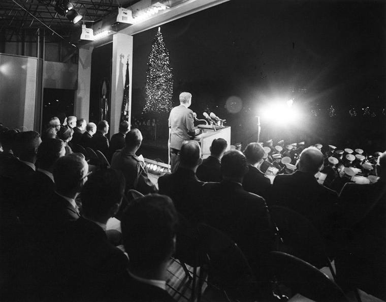 Lighting-of-National-Christmas-Tree_John-F-Kennedy