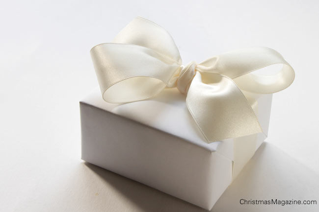 white present, white bow