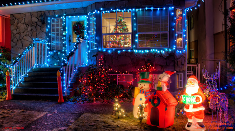 house decorated with Christmas lights