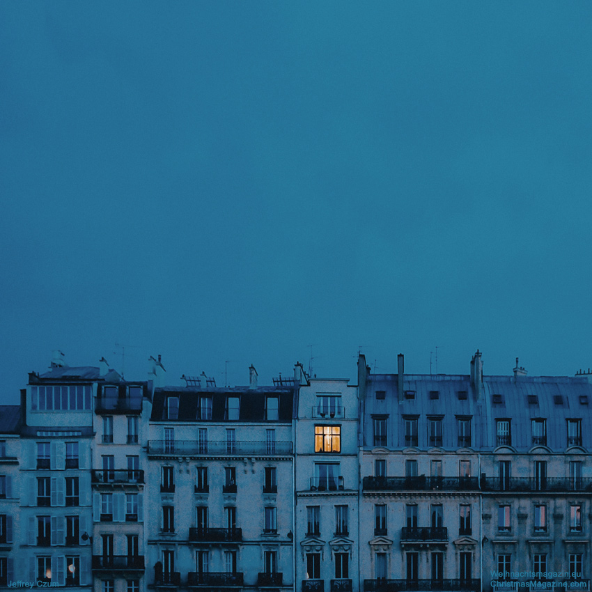 houses of Paris at dusk