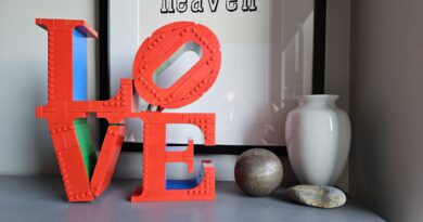 LOVE by Robert Indiana, Lego set
